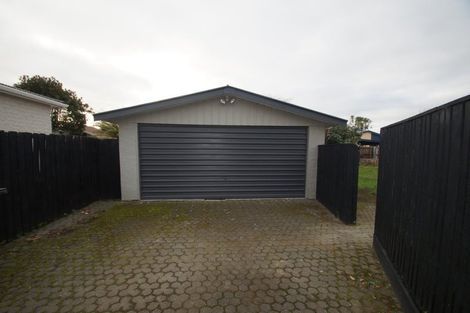 Photo of property in 39 Middlepark Road, Sockburn, Christchurch, 8042