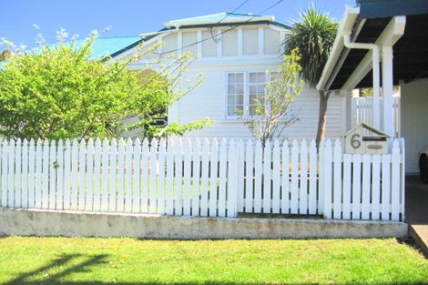 Photo of property in 6 Simla Crescent, Khandallah, Wellington, 6035
