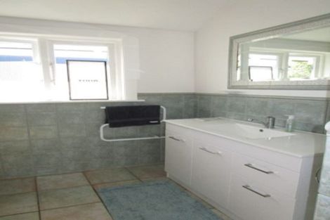 Photo of property in 37 Carlton Mill Road, Merivale, Christchurch, 8014