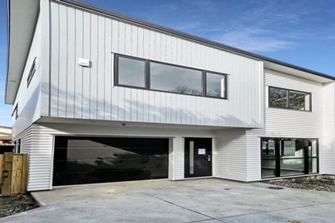 Photo of property in 7a Ballial Place, West Harbour, Auckland, 0618