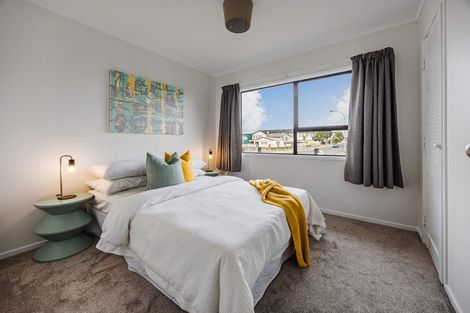 Photo of property in 53 Burundi Avenue, Clendon Park, Auckland, 2103