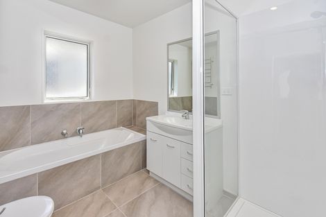 Photo of property in 6 Treestump Road, Takanini, 2112