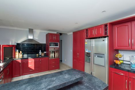 Photo of property in 17 Pohutukawa Grove, Lytton West, Gisborne, 4010