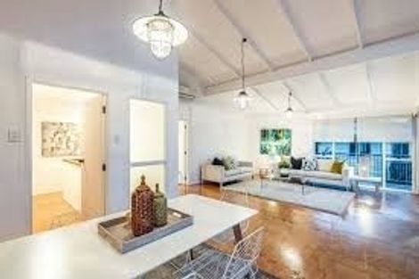 Photo of property in 11 Dalton Road, Snells Beach, 0920