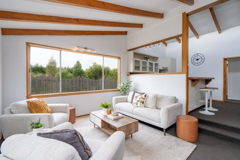Photo of property in 20 Robert Street, Otatara, Invercargill, 9879