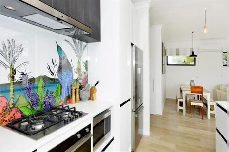 Photo of property in 1f Eversleigh Road, Belmont, Auckland, 0622