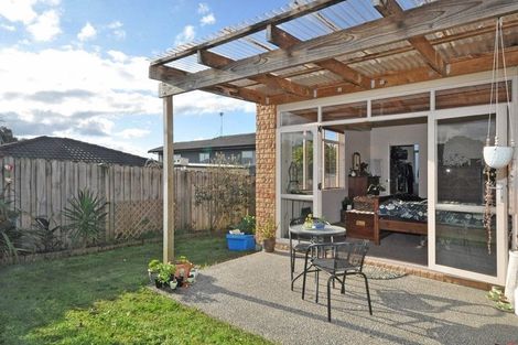 Photo of property in 24 Driftwood Drive, Red Beach, 0932