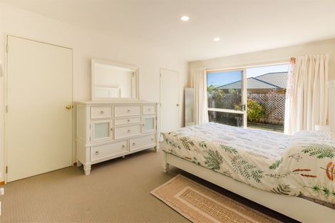 Photo of property in 23 College Drive, Paraparaumu, 5032