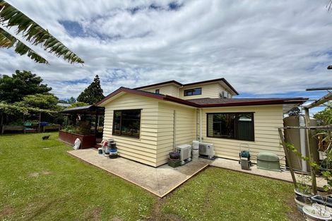 Photo of property in 9 Crestlands Place, Papakura, 2110