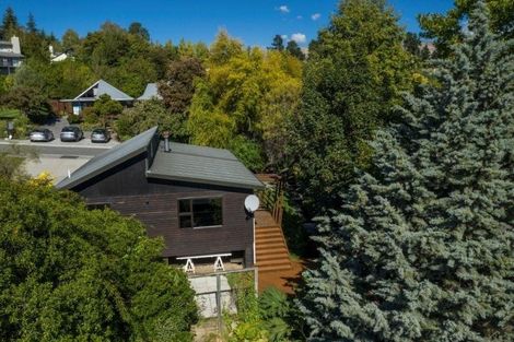 Photo of property in 31 Warren Street, Wanaka, 9305