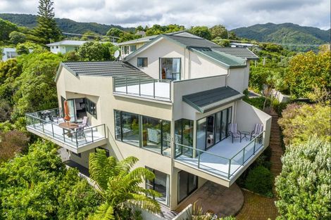 Photo of property in 69 Howard Road, Point Howard, Lower Hutt, 5013