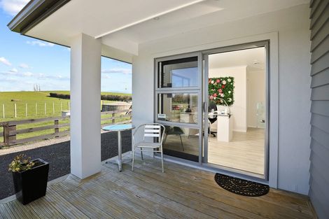 Photo of property in 1567 Kakaramea Road, Ngahinapouri, Hamilton, 3290