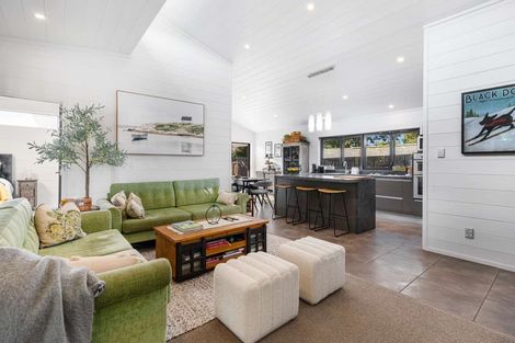 Photo of property in 299b Dickson Road, Papamoa Beach, Papamoa, 3118