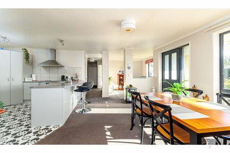 Photo of property in 240 Talbot Street, Geraldine, 7930