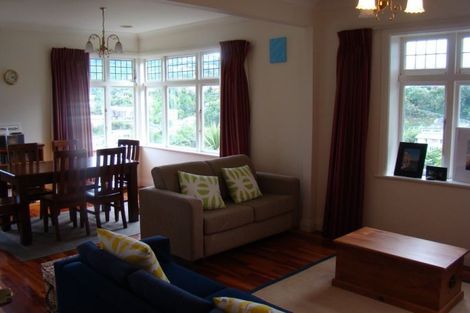 Photo of property in 28 Saint Michaels Crescent, Kelburn, Wellington, 6012