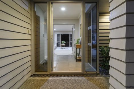 Photo of property in 136 Waterside Drive, Pyes Pa, Tauranga, 3112