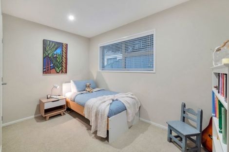 Photo of property in 15 Anakiwa Place, Milford, Auckland, 0620