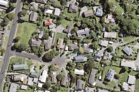 Photo of property in 18 George Herring Place, Glen Eden, Auckland, 0602