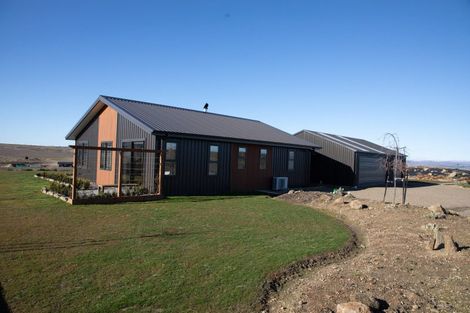 Photo of property in 1 Stella Way, Waikerikeri, Alexandra, 9391