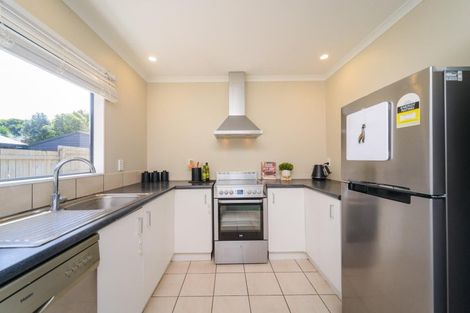 Photo of property in 37 Dahlstrom Grove, Kelvin Grove, Palmerston North, 4414