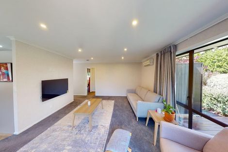Photo of property in 18a Surrey Crescent, Hokowhitu, Palmerston North, 4410