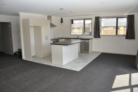 Photo of property in 10 Hemsby Place, Rototuna North, Hamilton, 3210