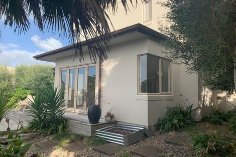 Photo of property in 28b Bevyn Street, Castor Bay, Auckland, 0620