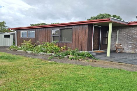 Photo of property in 20 Whakapaki Street, Urenui, 4375