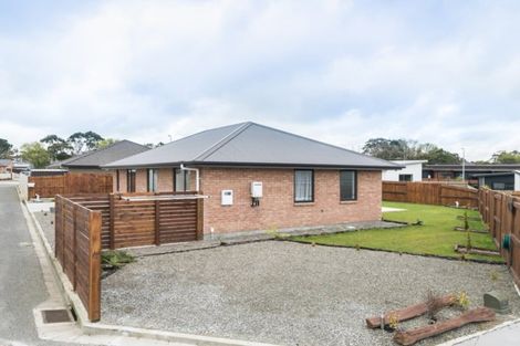 Photo of property in 134 Johnstone Drive, Fitzherbert, Palmerston North, 4410