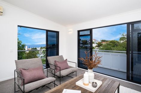 Photo of property in 5a Corry Avenue, Bluff Hill, Napier, 4110