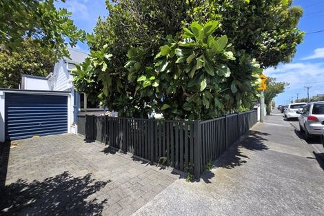 Photo of property in 28 Bay Street, Petone, Lower Hutt, 5012