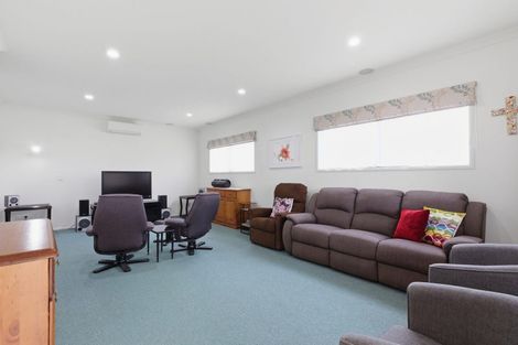 Photo of property in 32 Vale Street, Otumoetai, Tauranga, 3110