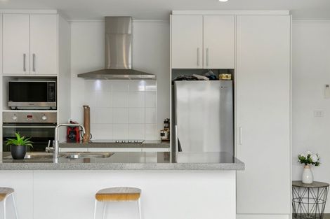 Photo of property in 18 Kamahi Crescent, Papamoa Beach, Papamoa, 3118