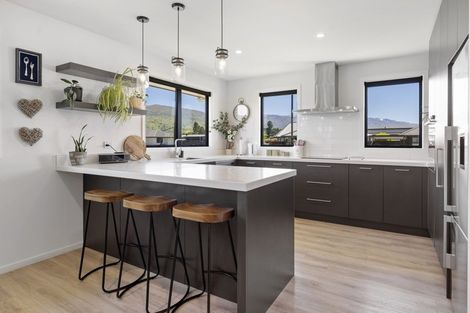 Photo of property in 33 Olds Crescent, Cromwell, 9310