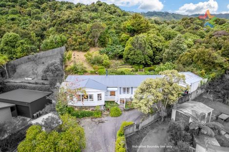 Photo of property in 5 Mokopuna Grove, Stokes Valley, Lower Hutt, 5019