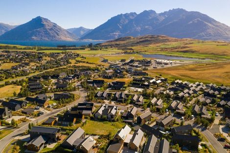 Photo of property in 5 Falconer Rise, Jacks Point, Queenstown, 9371