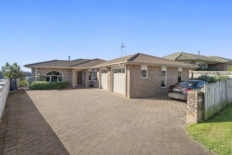 Photo of property in 36 Waterside Drive, Pyes Pa, Tauranga, 3112
