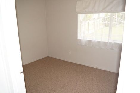 Photo of property in 28 Garton Drive, Massey, Auckland, 0614