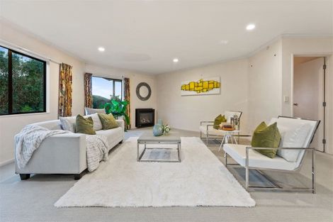 Photo of property in 43 Chieftain Rise, Goodwood Heights, Auckland, 2105