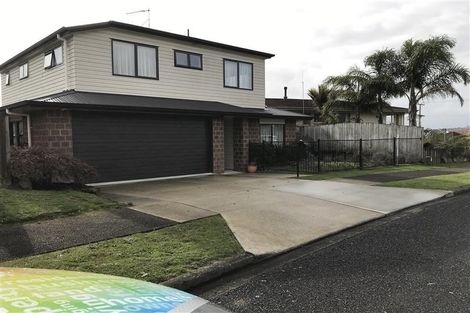 Photo of property in 1 Gaylands Place, Opaheke, Papakura, 2113