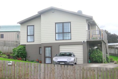 Photo of property in 39 Aldern Road, Massey, Auckland, 0614