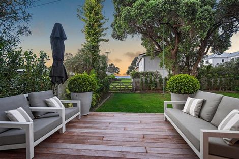 Photo of property in 37 Laurence Street, Manly, Whangaparaoa, 0930