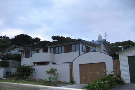 Photo of property in 14 Pinnacle Street, Seatoun, Wellington, 6022