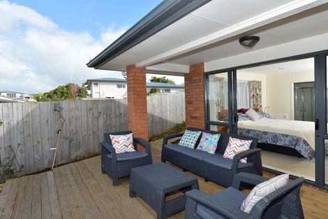 Photo of property in 28 Pebble Beach Boulevard, Te Kamo, Whangarei, 0112