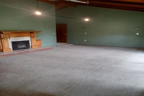 Photo of property in 145 Brookvale Road, Havelock North, 4130