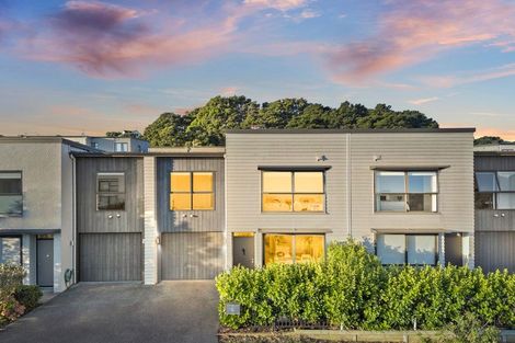 Photo of property in 69 Matairangi Avenue, Totara Heights, Auckland, 2105