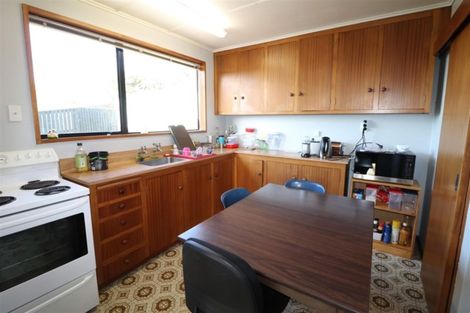 Photo of property in 1/2 Clifton Terrace, West End, Timaru, 7910