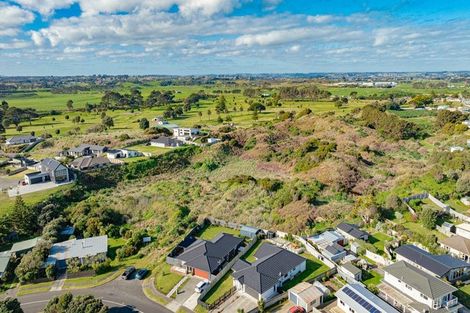 Photo of property in 47 Golf Vue Place, Castlecliff, Wanganui, 4501