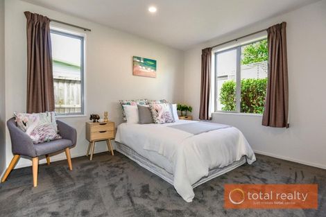 Photo of property in 86 Somerfield Street, Somerfield, Christchurch, 8024
