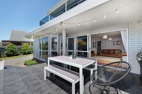 Photo of property in 12 Berwick Place, Mount Maunganui, 3116